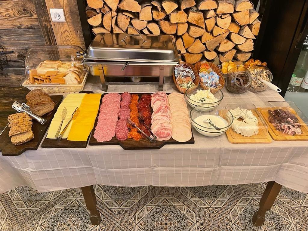 Sobe App Moj Hir Bed And Breakfast Ястребарско Экстерьер фото