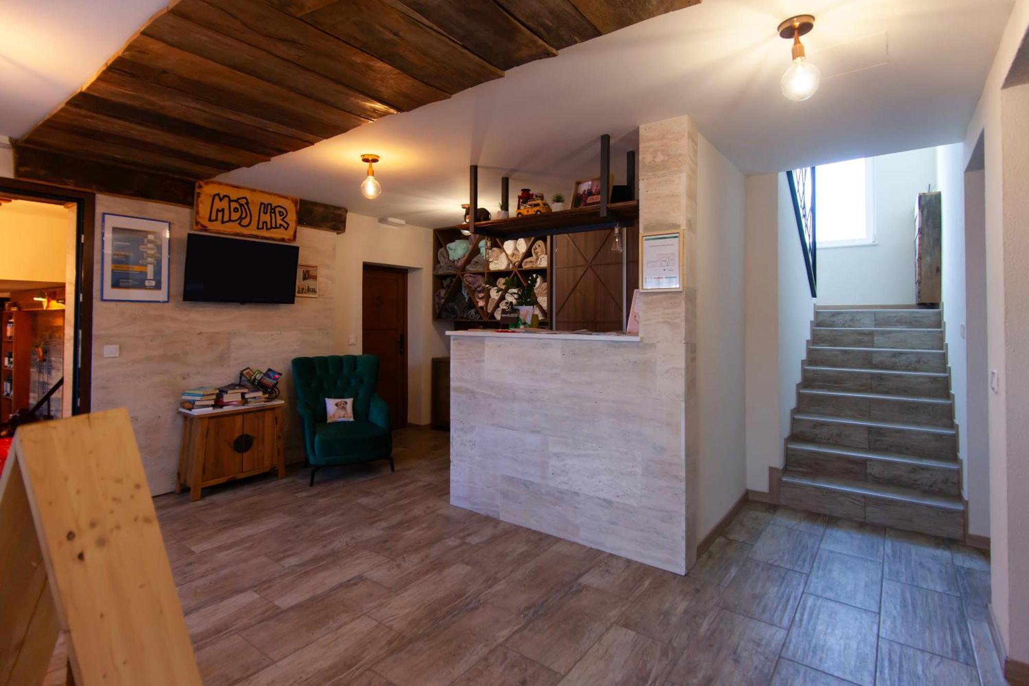 Sobe App Moj Hir Bed And Breakfast Ястребарско Экстерьер фото