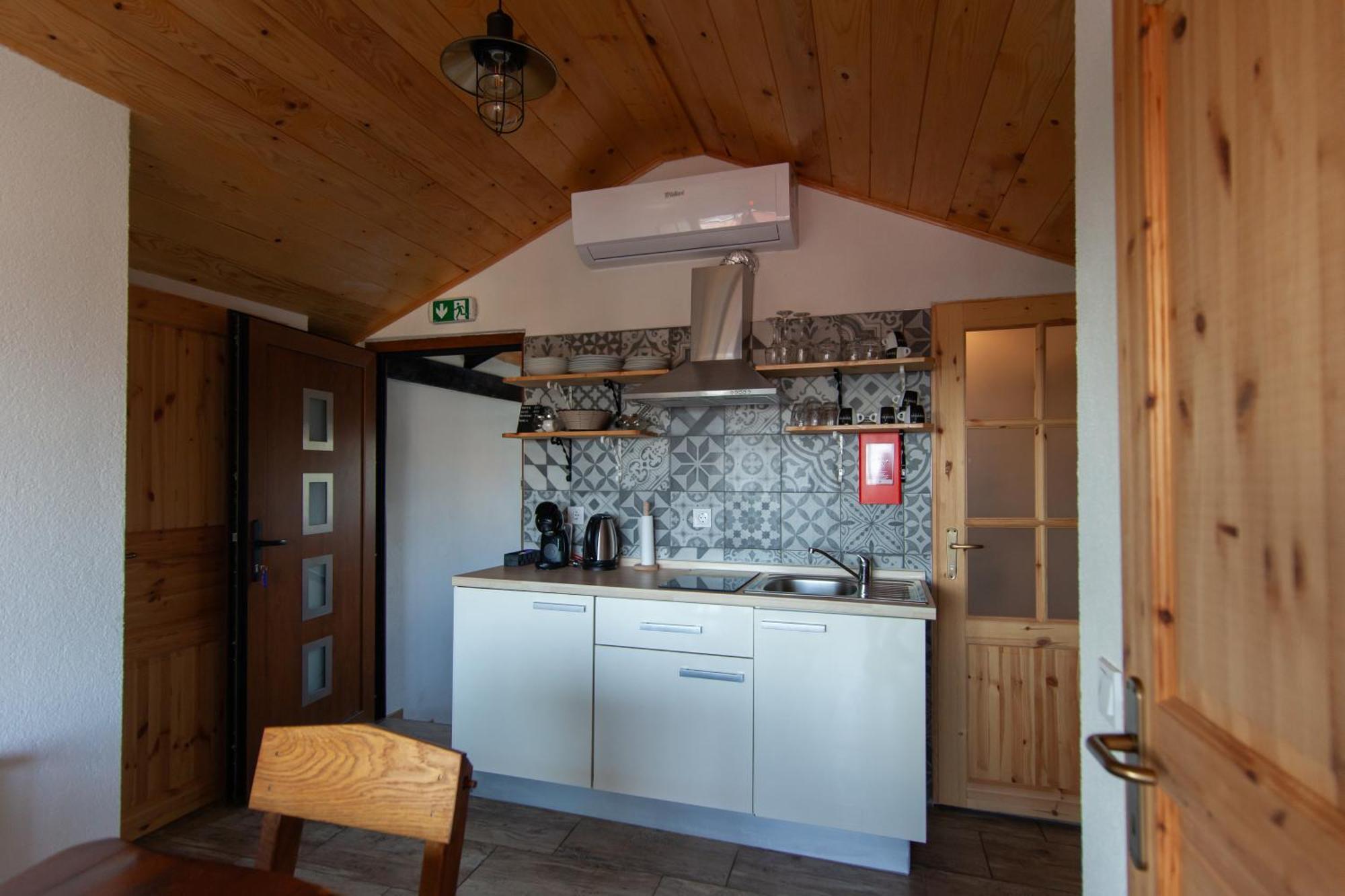 Sobe App Moj Hir Bed And Breakfast Ястребарско Экстерьер фото
